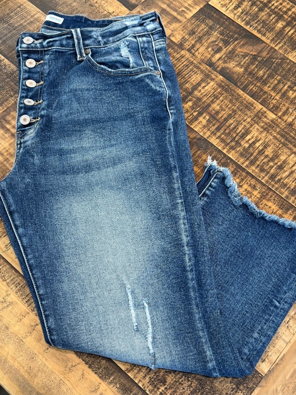 Kan Can Distressed Button Up Womens Size 31 Jeans